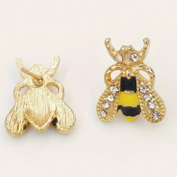 Bee Stud Earrings - Cubic Zirconia Glitters, with Alloy Base, and Enamel Colors - Picture 4 of 7